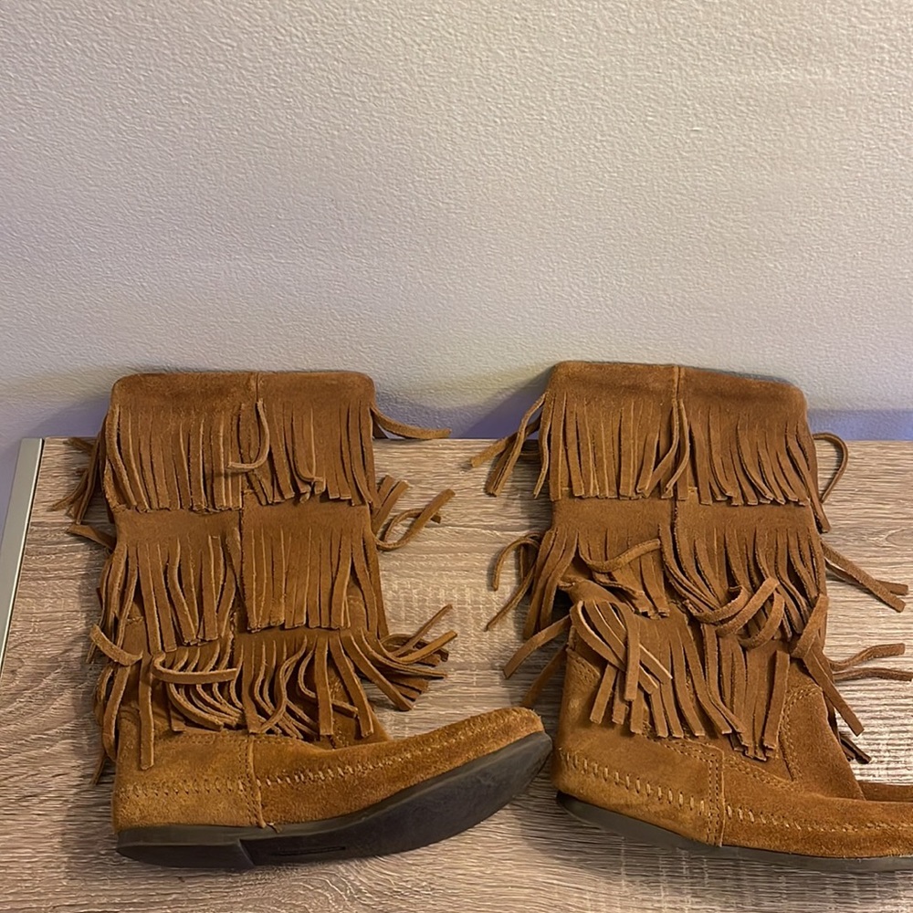 Minnetonka 3-Layer Fringe Women's Boot - image 3